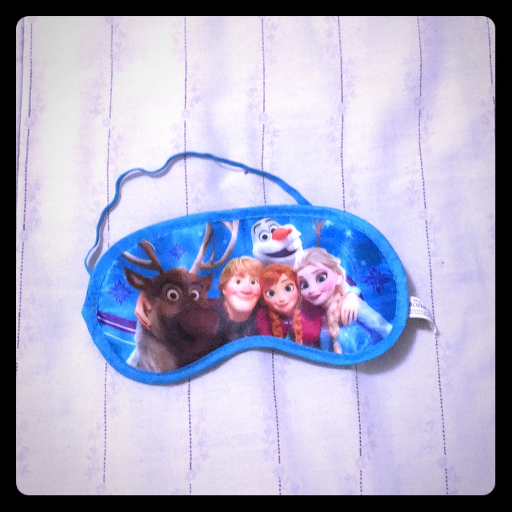 A Frozen night mask